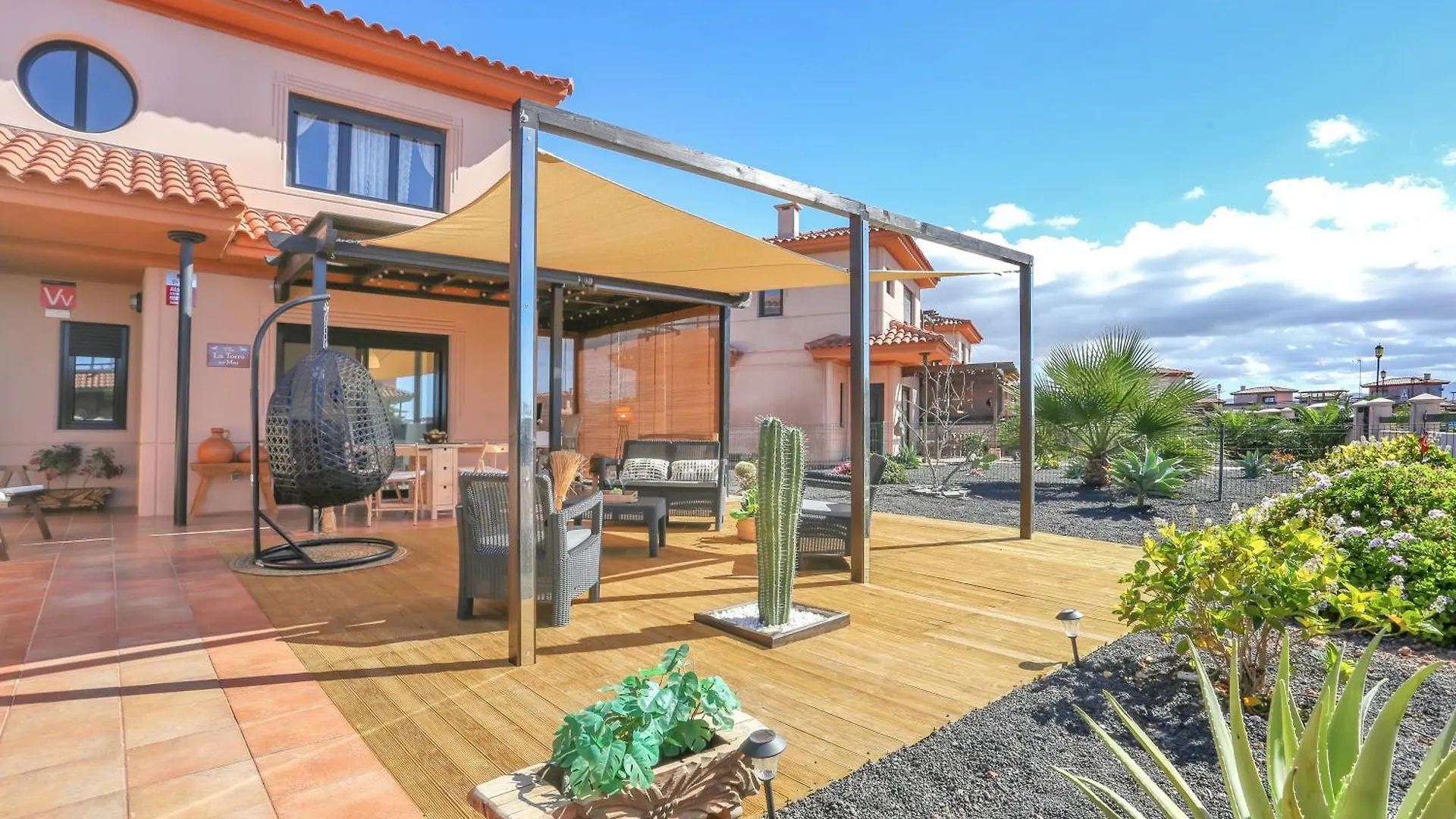 Villa La Torre Del Mar, Un Rincon En El Atlantico Lajares- Origomare - Remote Work  Lajares